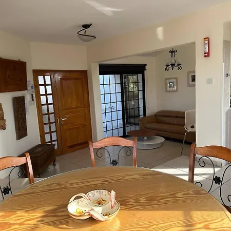 Margarita Villa