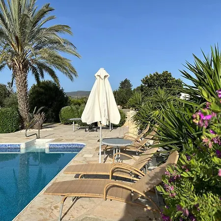 Villa Margarita Lachi